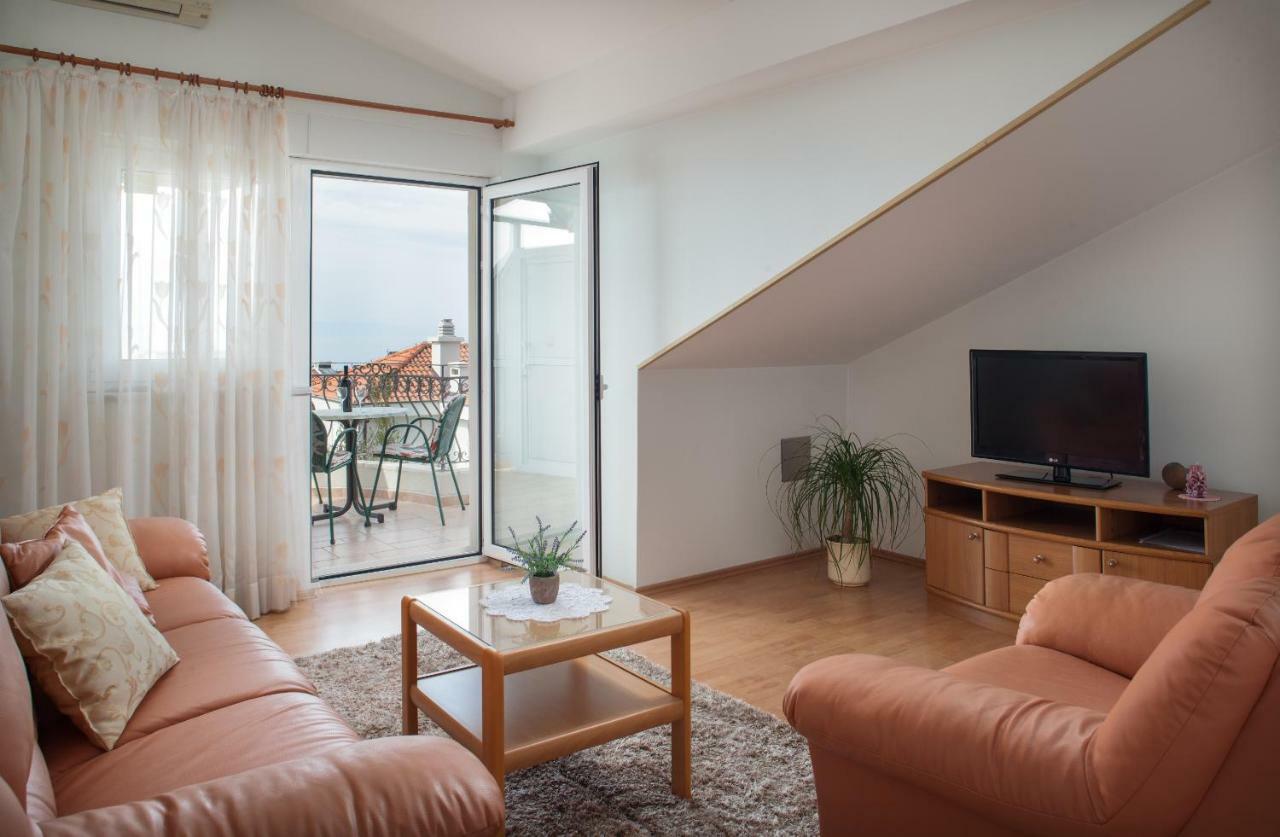 Apartments Cvjetni Dvori Makarska Exterior foto