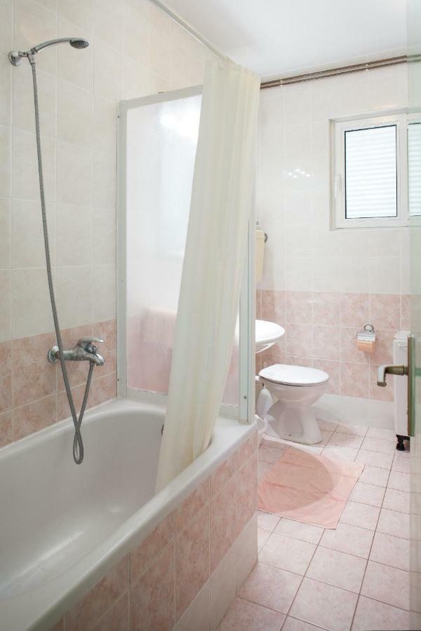 Apartments Cvjetni Dvori Makarska Exterior foto