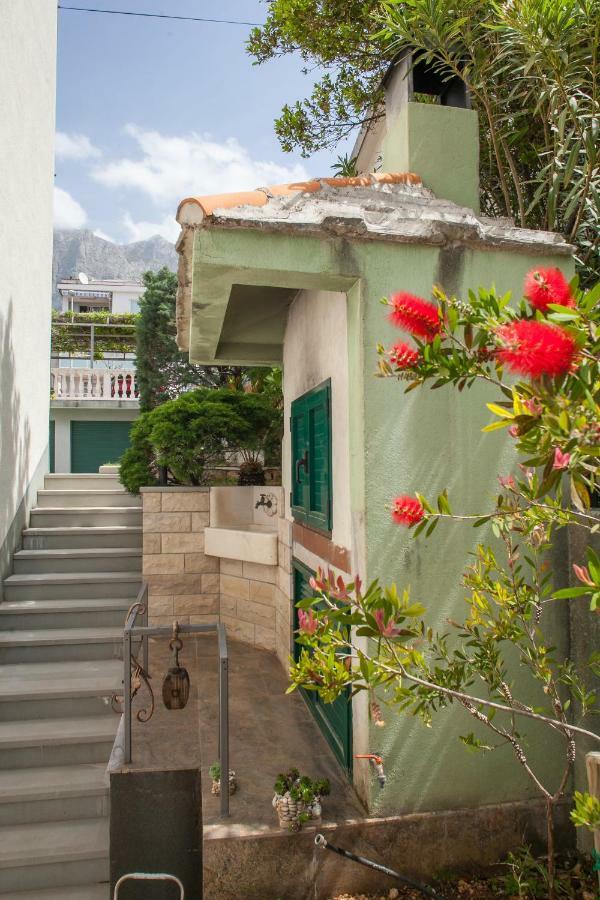 Apartments Cvjetni Dvori Makarska Exterior foto